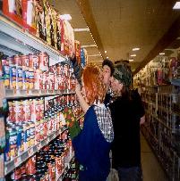 Yellin Keller shopping for some goodies